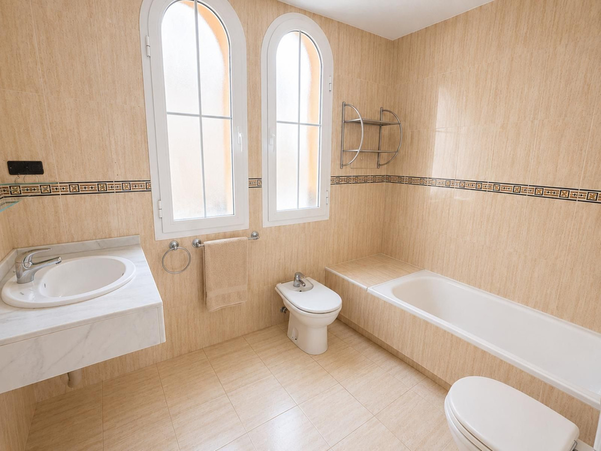 Appartement te koop in Riviera del Sol | 3 slaapkamers H5460220