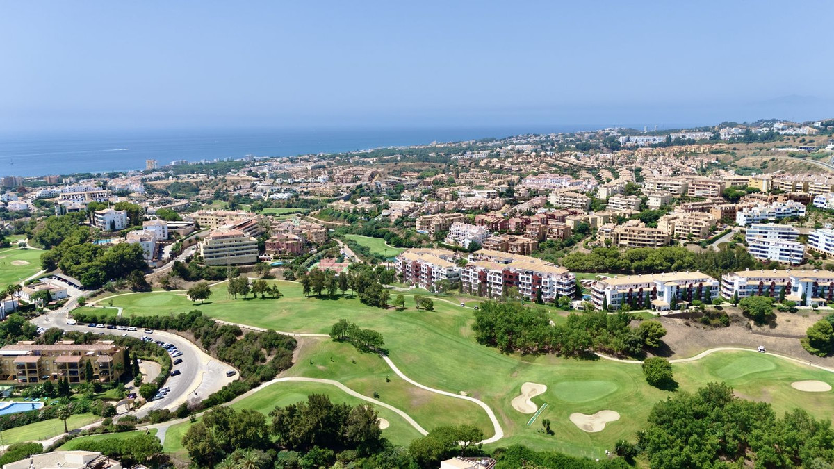 Appartement te koop in Riviera del Sol | 2 slaapkamers H5463046