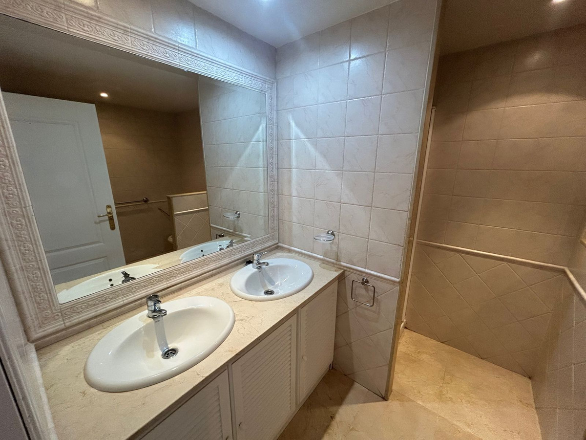 Appartement te koop in Riviera del Sol | 2 slaapkamers H5475682