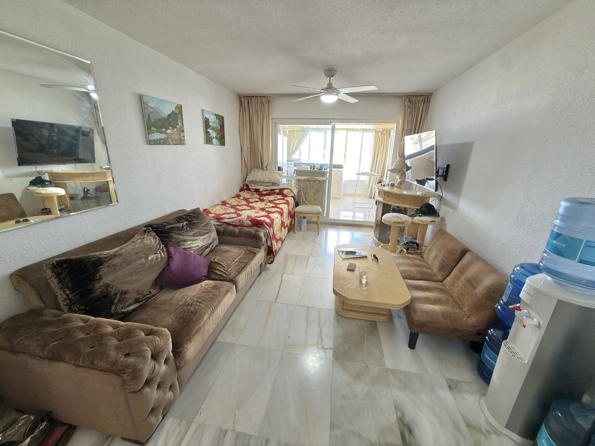 Appartement te koop in Riviera del Sol | 0 slaapkamers H5476933