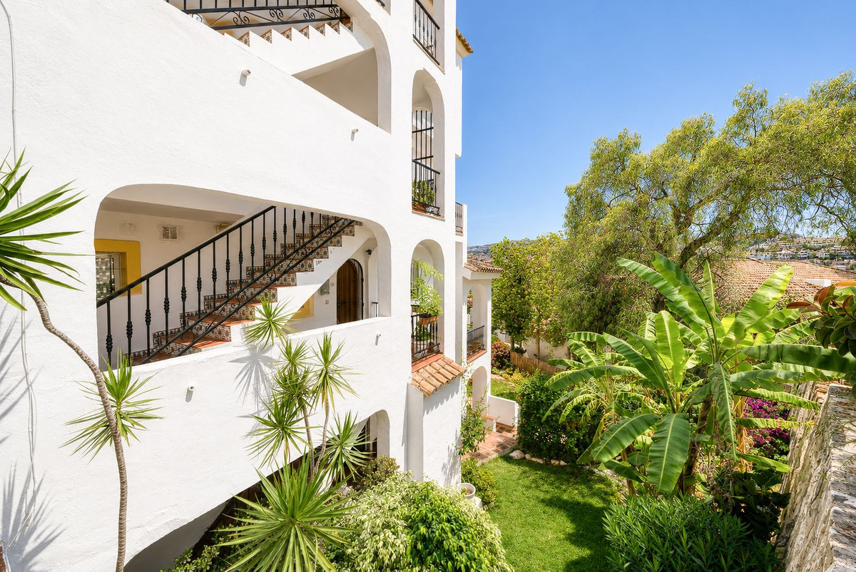 Appartement te koop in Riviera del Sol | 2 slaapkamers H5495914