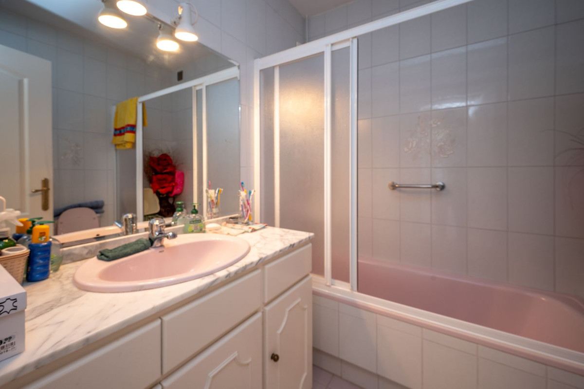 Appartement te koop in Riviera del Sol | 3 slaapkamers H5504290
