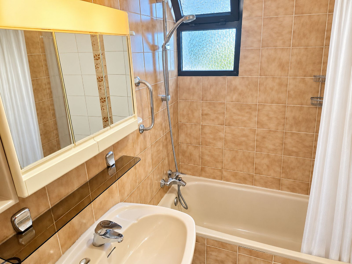 Appartement te koop in Riviera del Sol | 2 slaapkamers H5505691