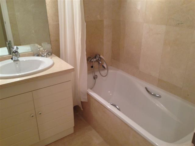 Appartement te koop in Riviera del Sol | 3 slaapkamers H5523214