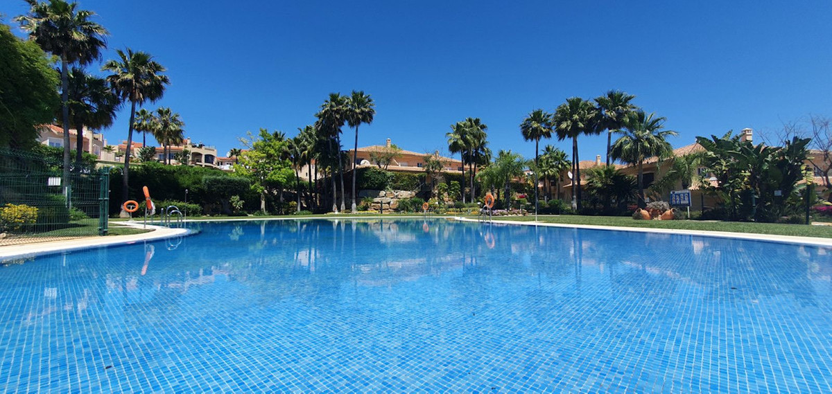 Huis te koop in Riviera del Sol | 4 slaapkamers H5526736