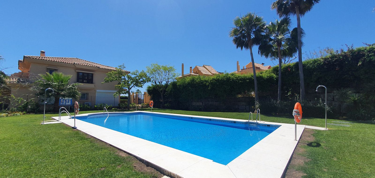 Huis te koop in Riviera del Sol | 4 slaapkamers H5526736