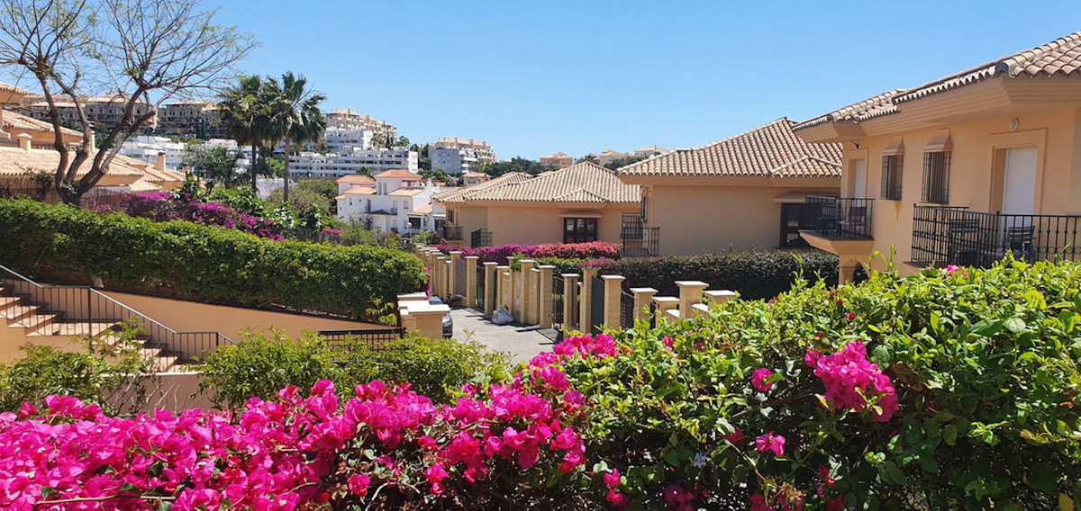 Huis te koop in Riviera del Sol | 4 slaapkamers H5526736