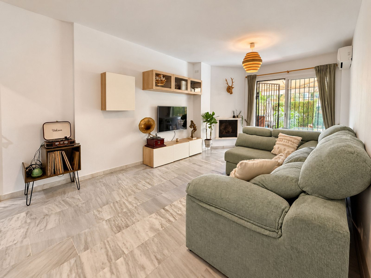 Appartement te koop in Riviera del Sol | 2 slaapkamers H5526886