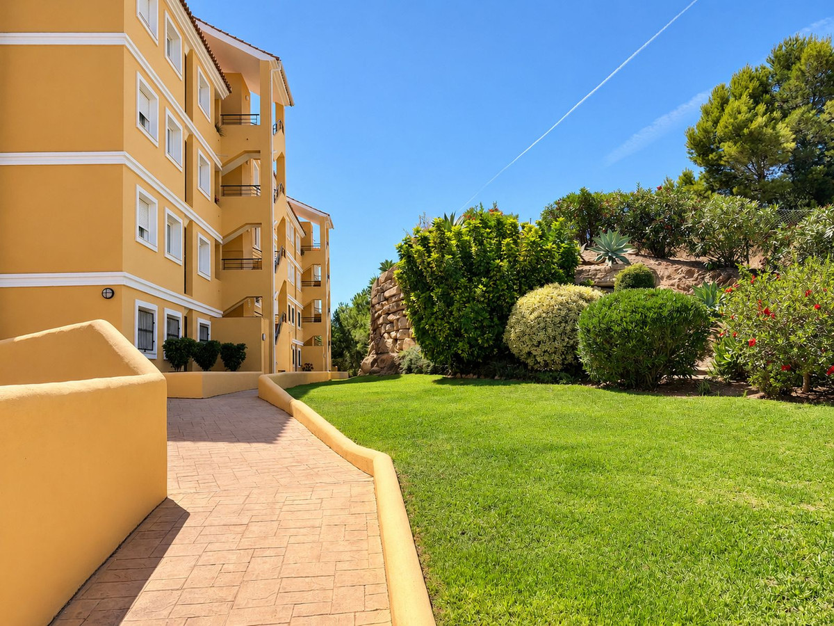 Appartement te koop in Riviera del Sol | 2 slaapkamers H5526886