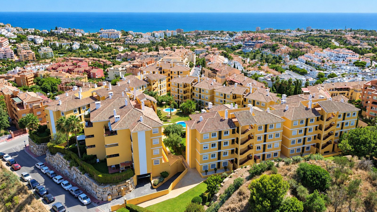 Appartement te koop in Riviera del Sol | 2 slaapkamers H5526886