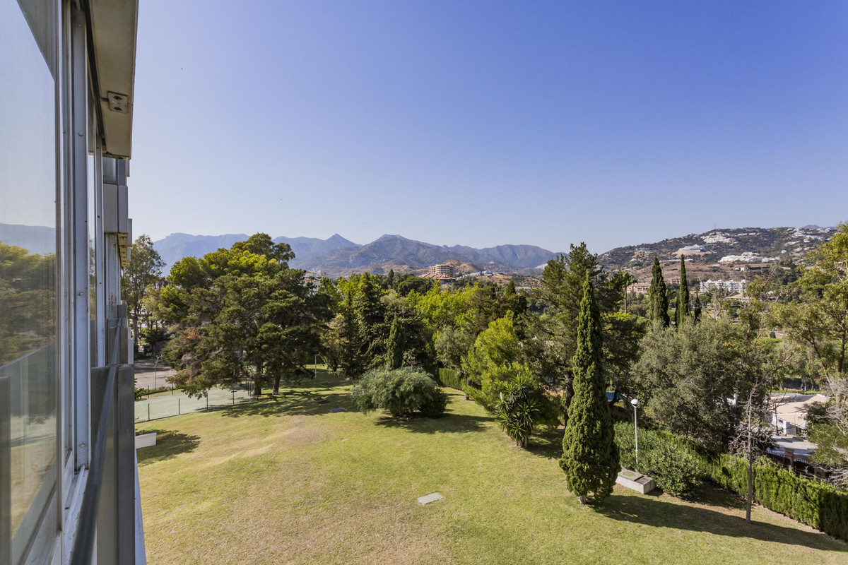 Appartement te koop in Río Real | 2 slaapkamers H5143432