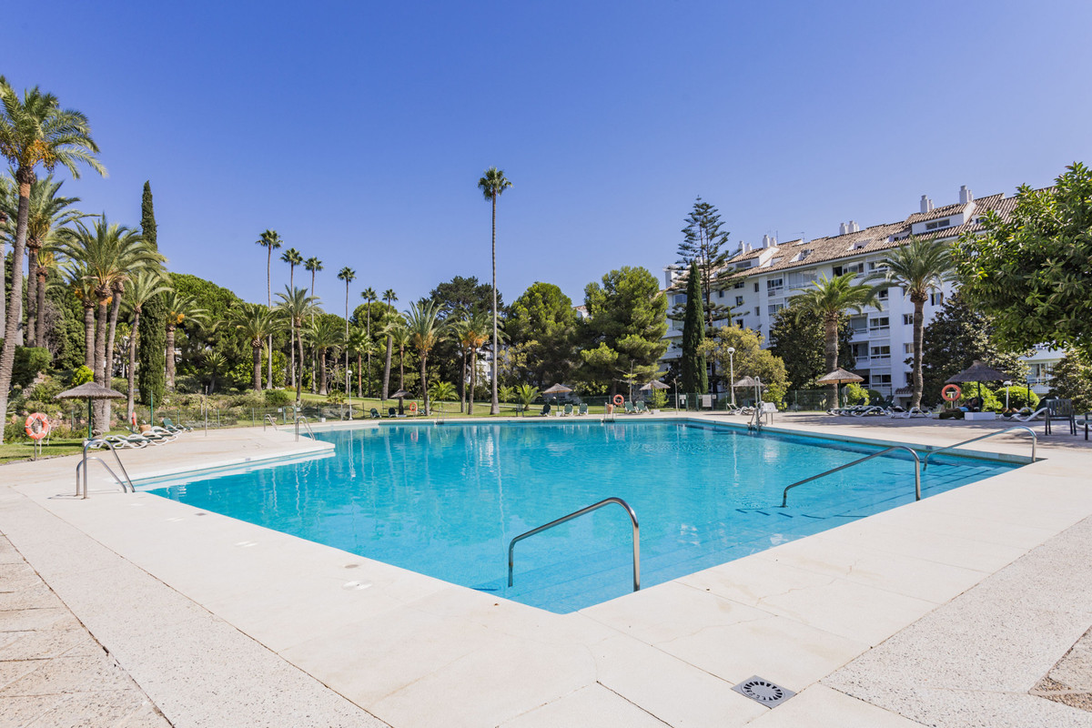 Appartement te koop in Río Real | 2 slaapkamers H5143432