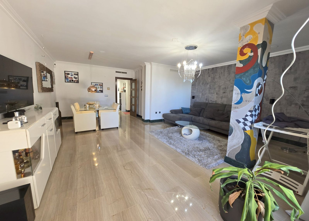 Appartement te koop in Río Real | 3 slaapkamers H5156305