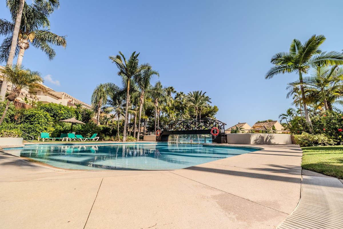 Property main view 40