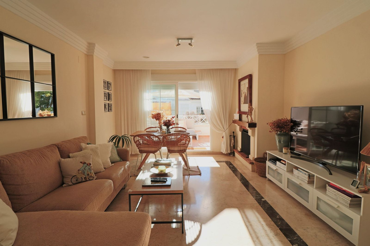 Appartement te koop in Río Real | 2 slaapkamers H5230315