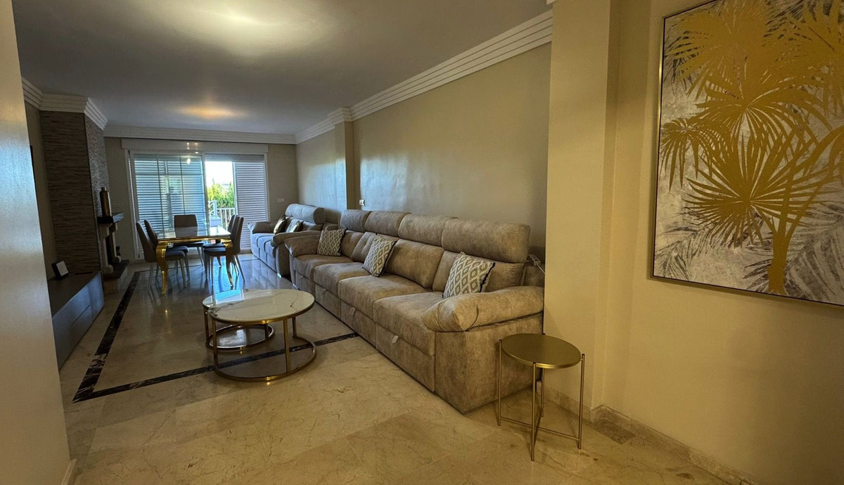 Appartement te koop in Río Real | 2 slaapkamers H5258902