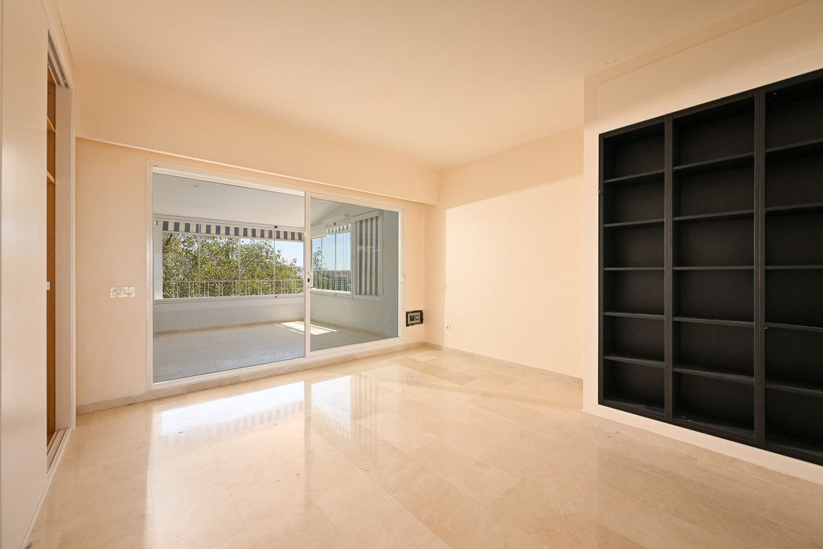 Appartement te koop in Río Real | 3 slaapkamers H5379043