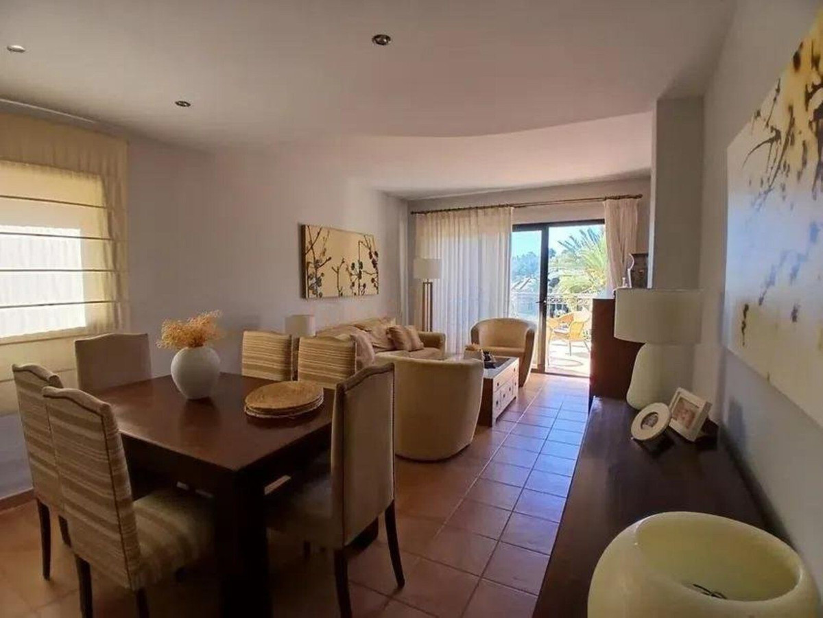 Appartement te koop in Río Real | 2 slaapkamers H5394340