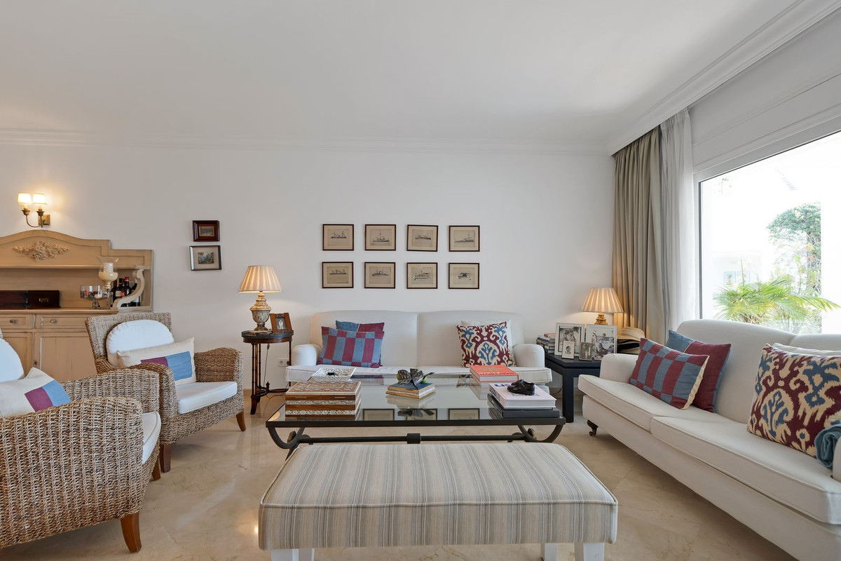 Appartement te koop in Río Real | 3 slaapkamers H5496916