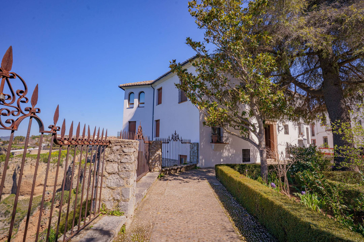 Property main view 1