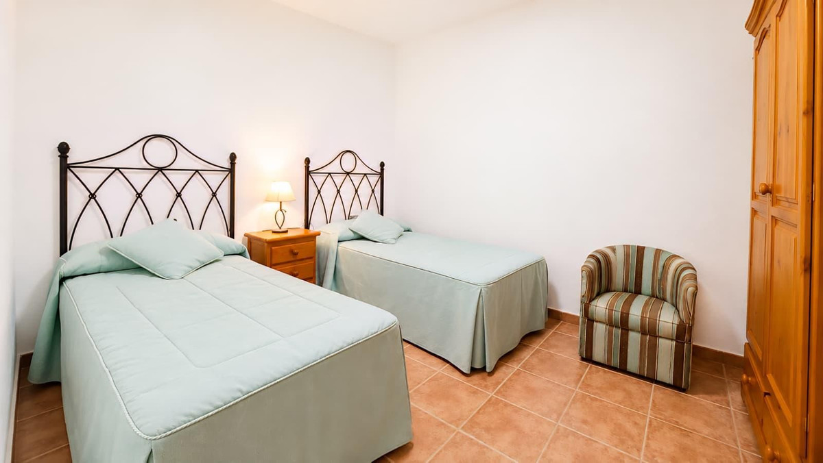 Appartement te koop in Ronda | 8 slaapkamers H5394886