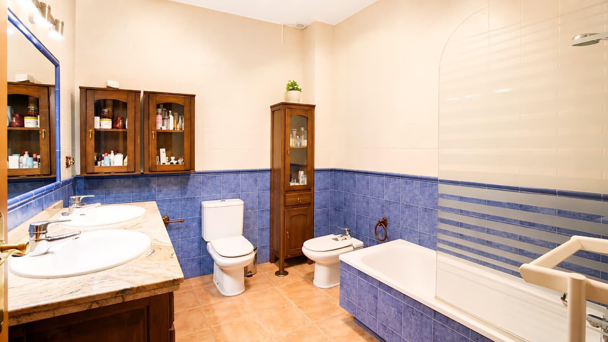 Appartement te koop in Ronda | 8 slaapkamers H5394886