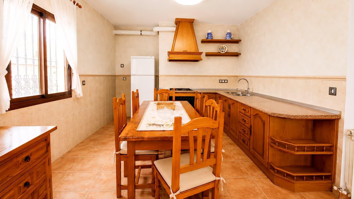Appartement te koop in Ronda | 8 slaapkamers H5394886