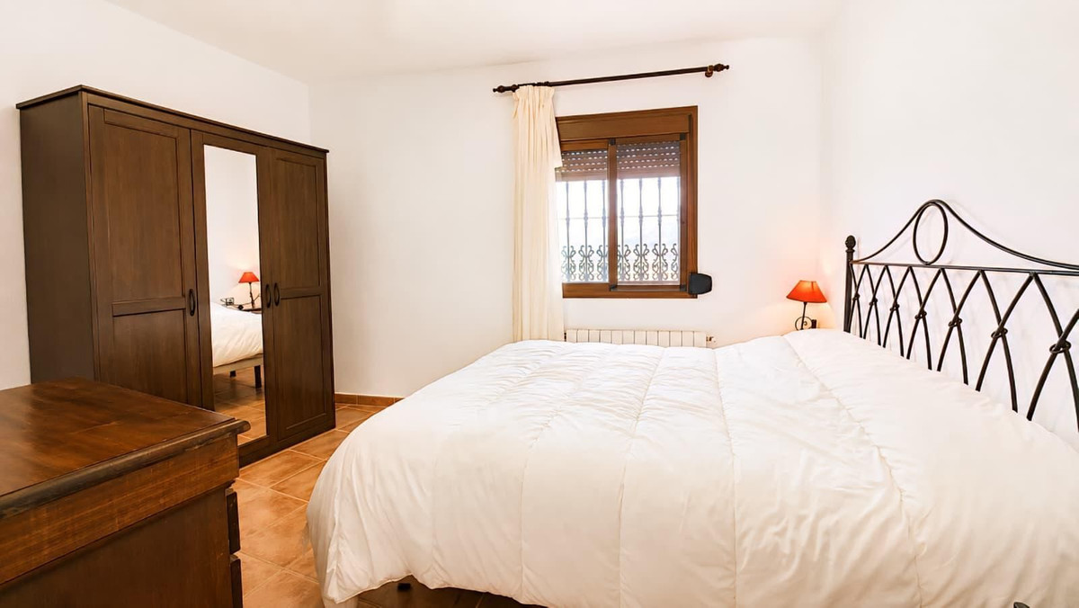 Appartement te koop in Ronda | 8 slaapkamers H5394886