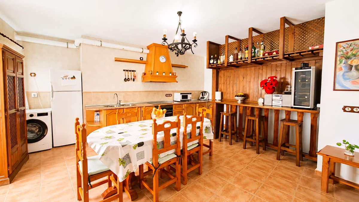 Appartement te koop in Ronda | 8 slaapkamers H5394886