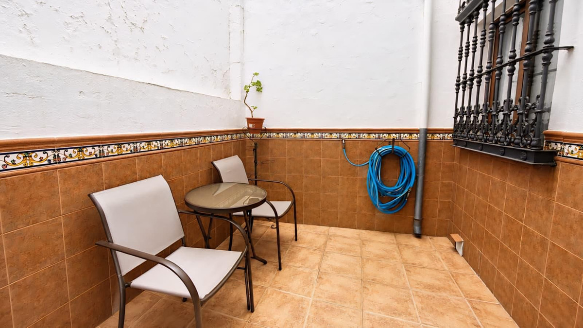 Appartement te koop in Ronda | 8 slaapkamers H5394886