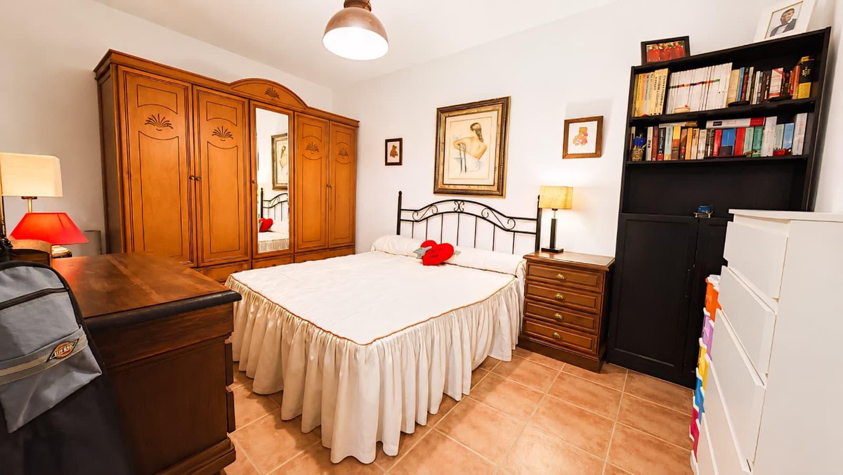 Appartement te koop in Ronda | 8 slaapkamers H5394886