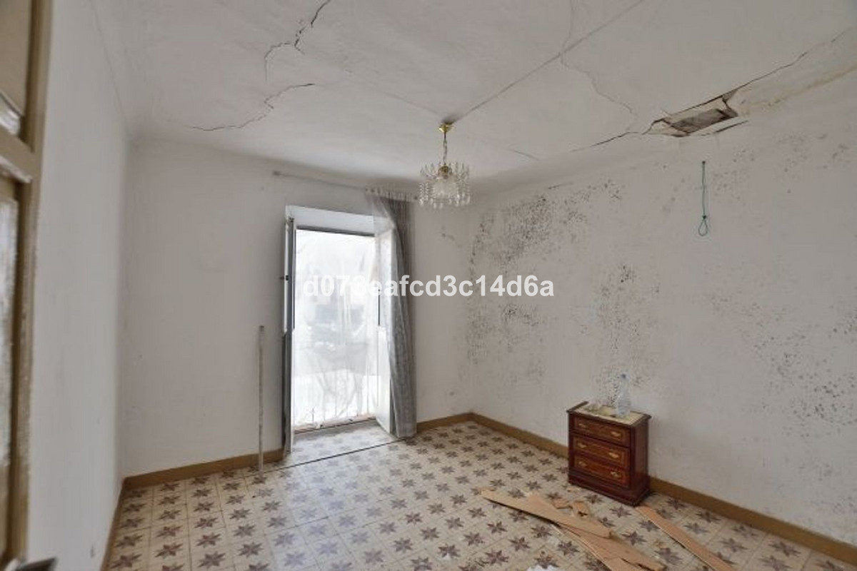 Appartement te koop in Ronda | 4 slaapkamers H5417701
