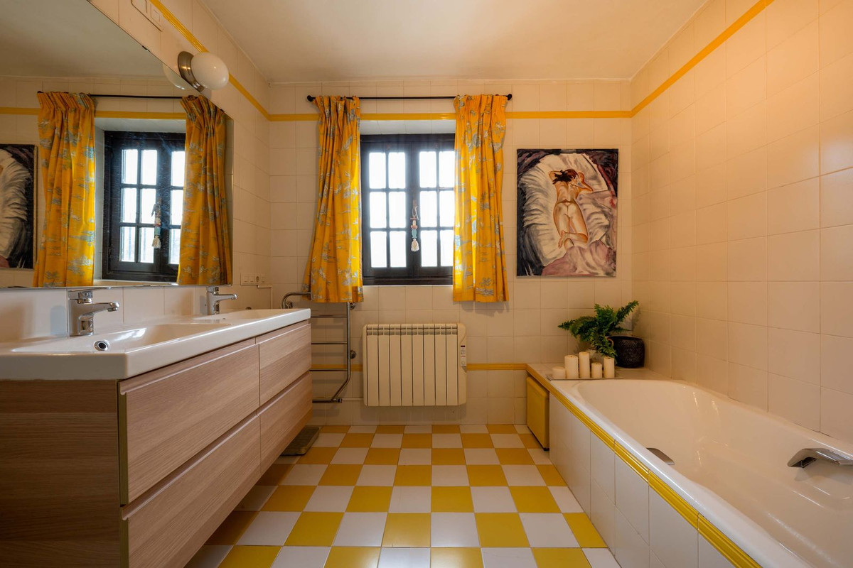 Property main view 38
