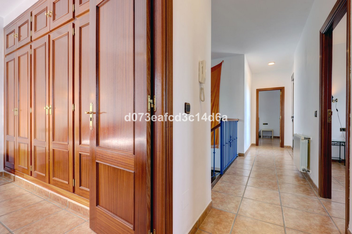 Appartement te koop in Ronda | 6 slaapkamers H5448637