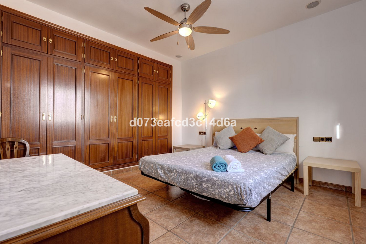 Appartement te koop in Ronda | 6 slaapkamers H5448637