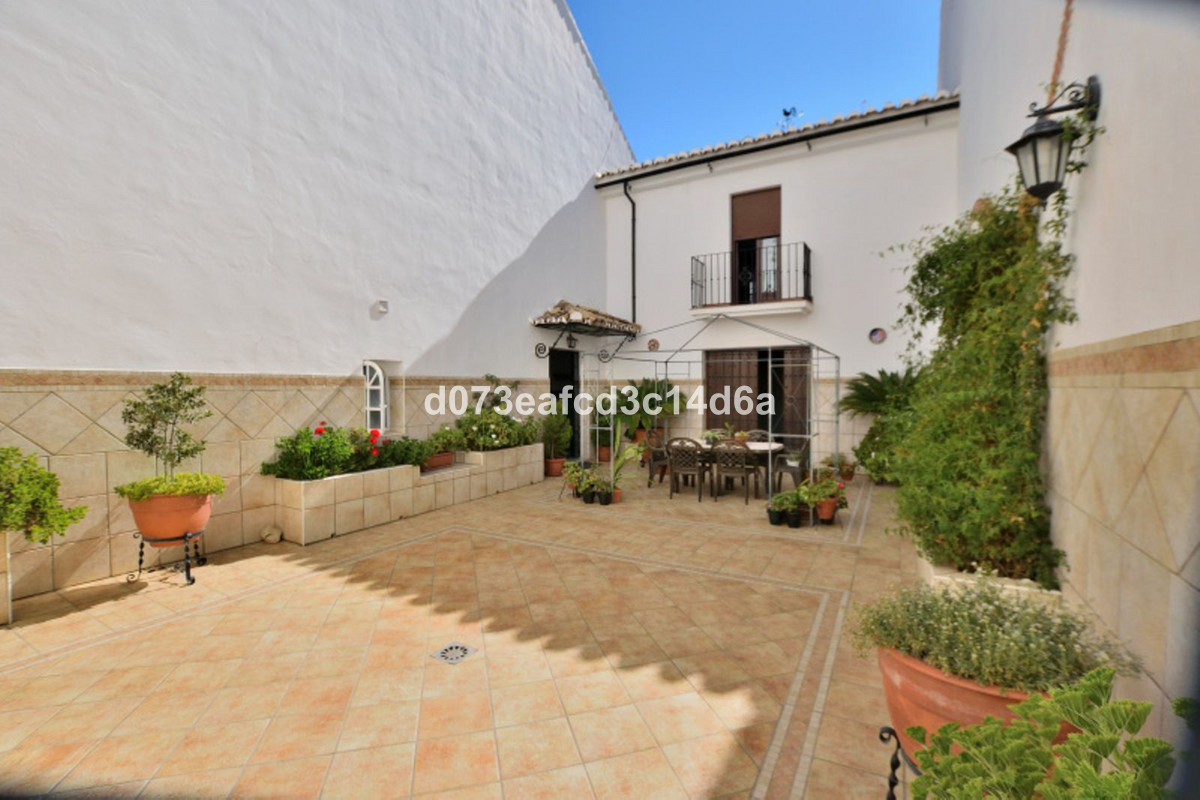 Appartement te koop in Ronda | 6 slaapkamers H5462443
