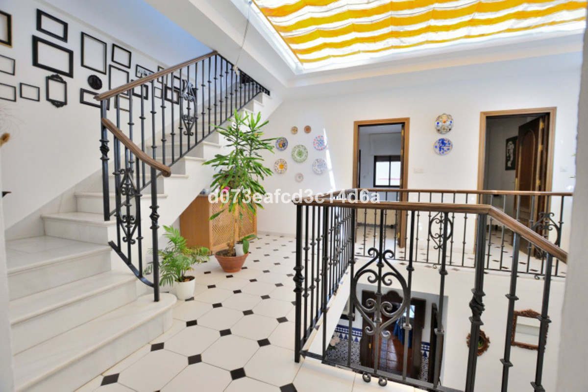 Appartement te koop in Ronda | 6 slaapkamers H5462443