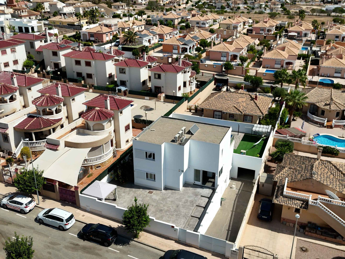 Huis te koop in San Fulgencio | 6 slaapkamers H5295607