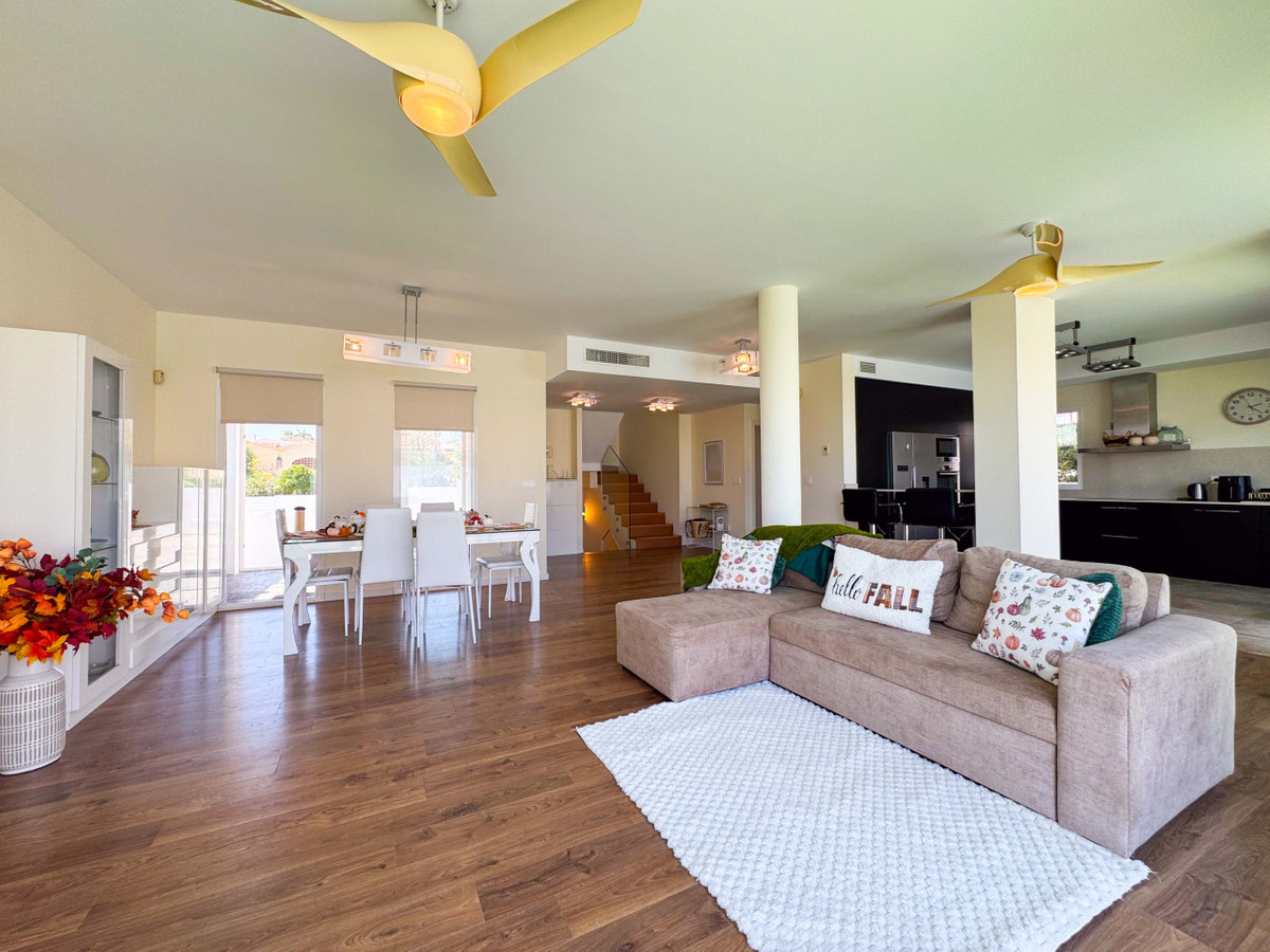 Huis te koop in San Fulgencio | 6 slaapkamers H5295607