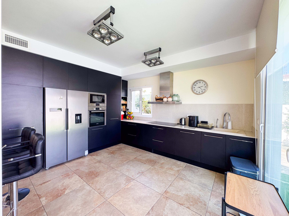 Huis te koop in San Fulgencio | 6 slaapkamers H5295607