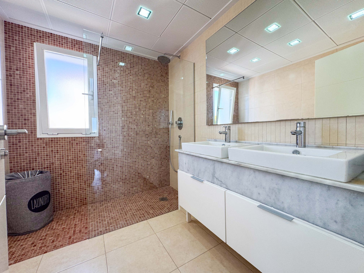 Huis te koop in San Fulgencio | 6 slaapkamers H5295607