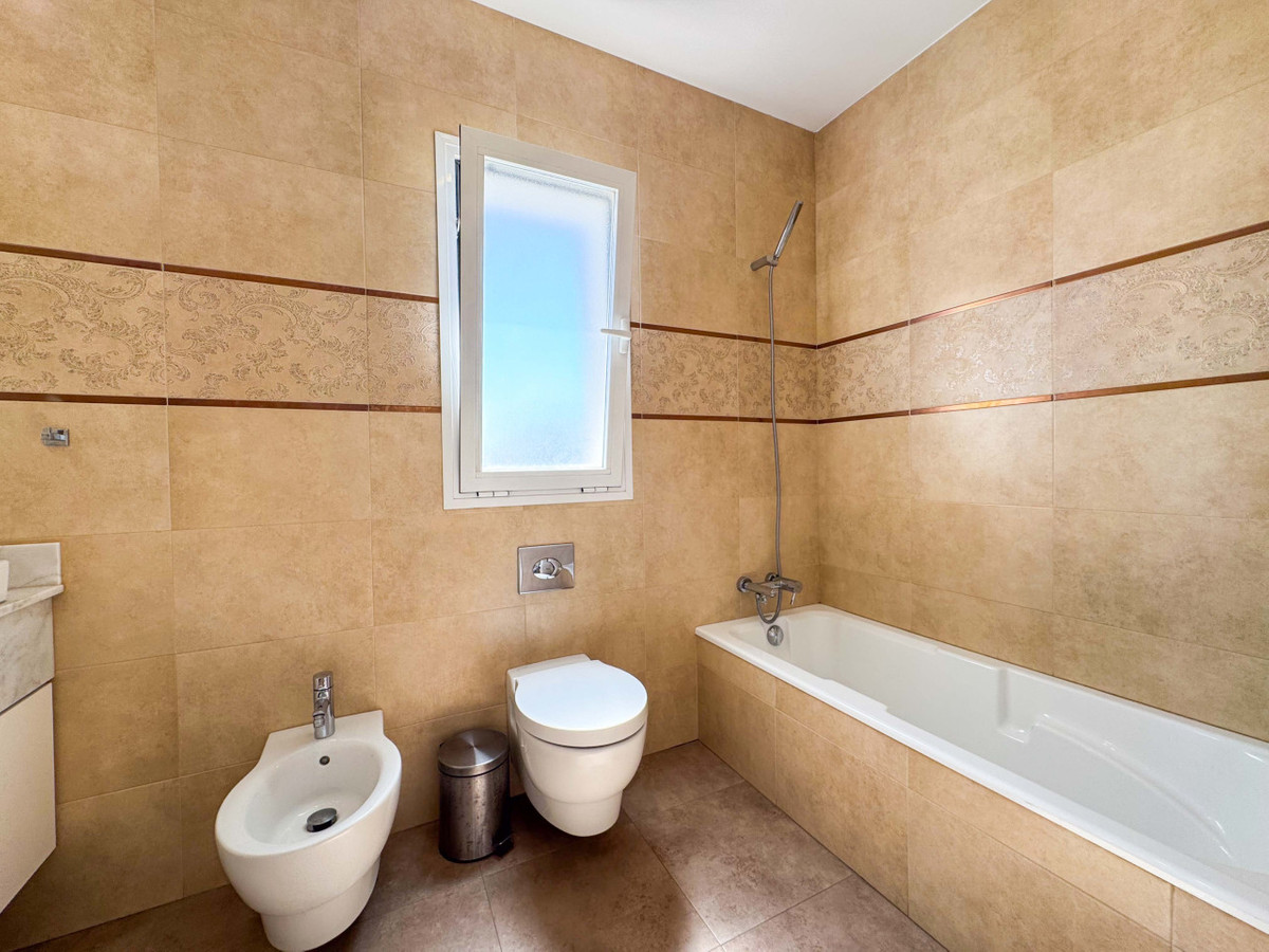 Huis te koop in San Fulgencio | 6 slaapkamers H5295607