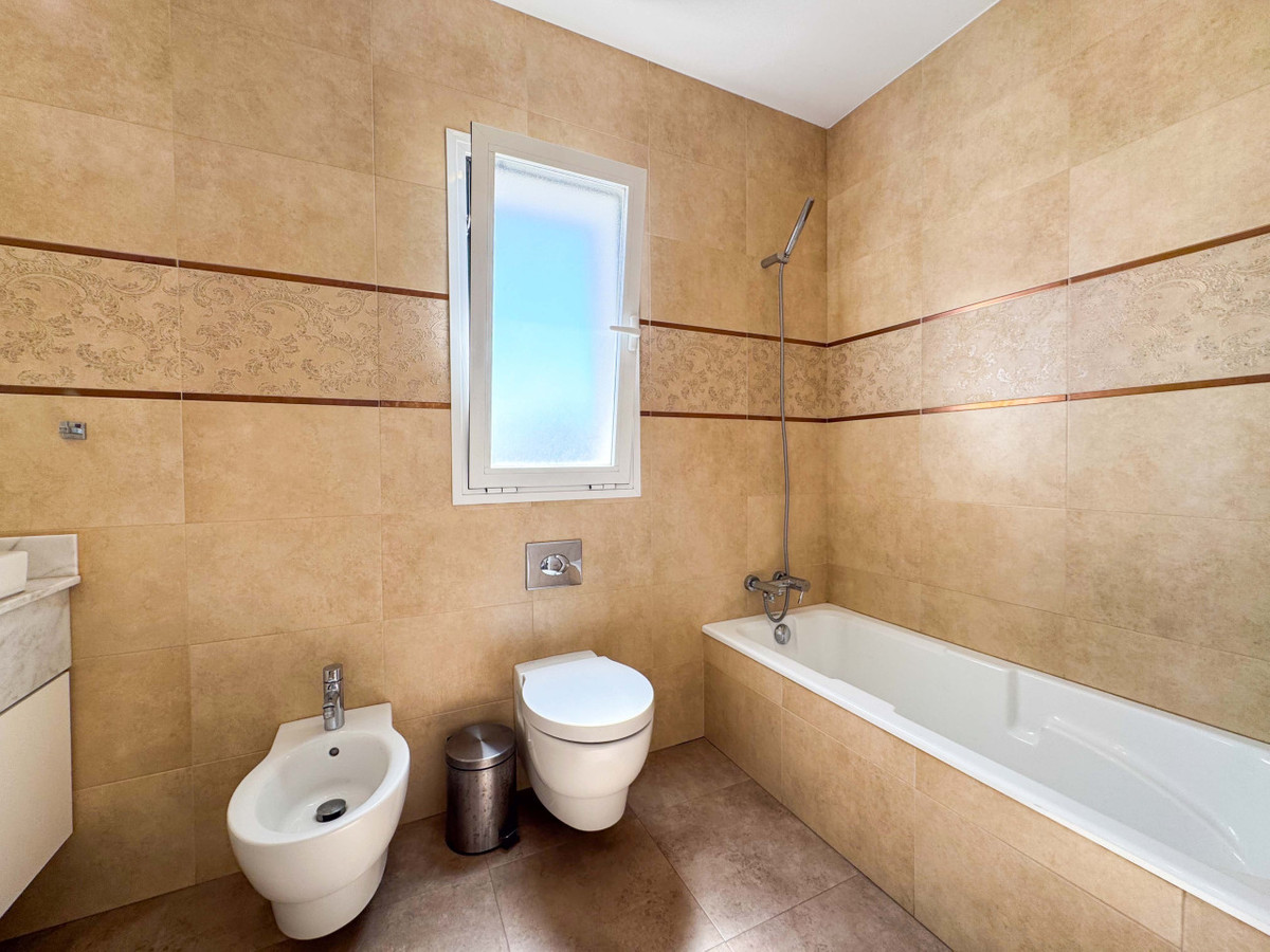 Huis te koop in San Fulgencio | 6 slaapkamers H5295607