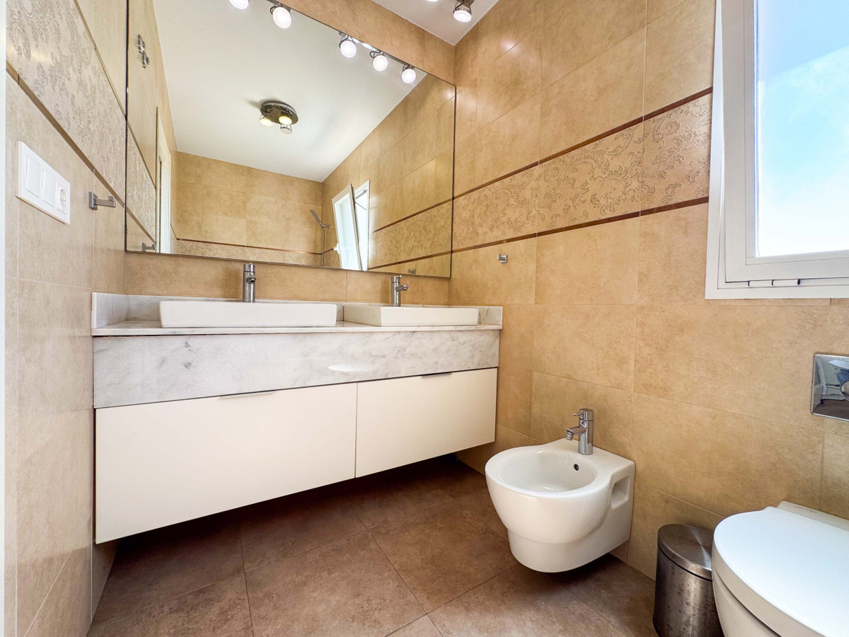 Huis te koop in San Fulgencio | 6 slaapkamers H5295607