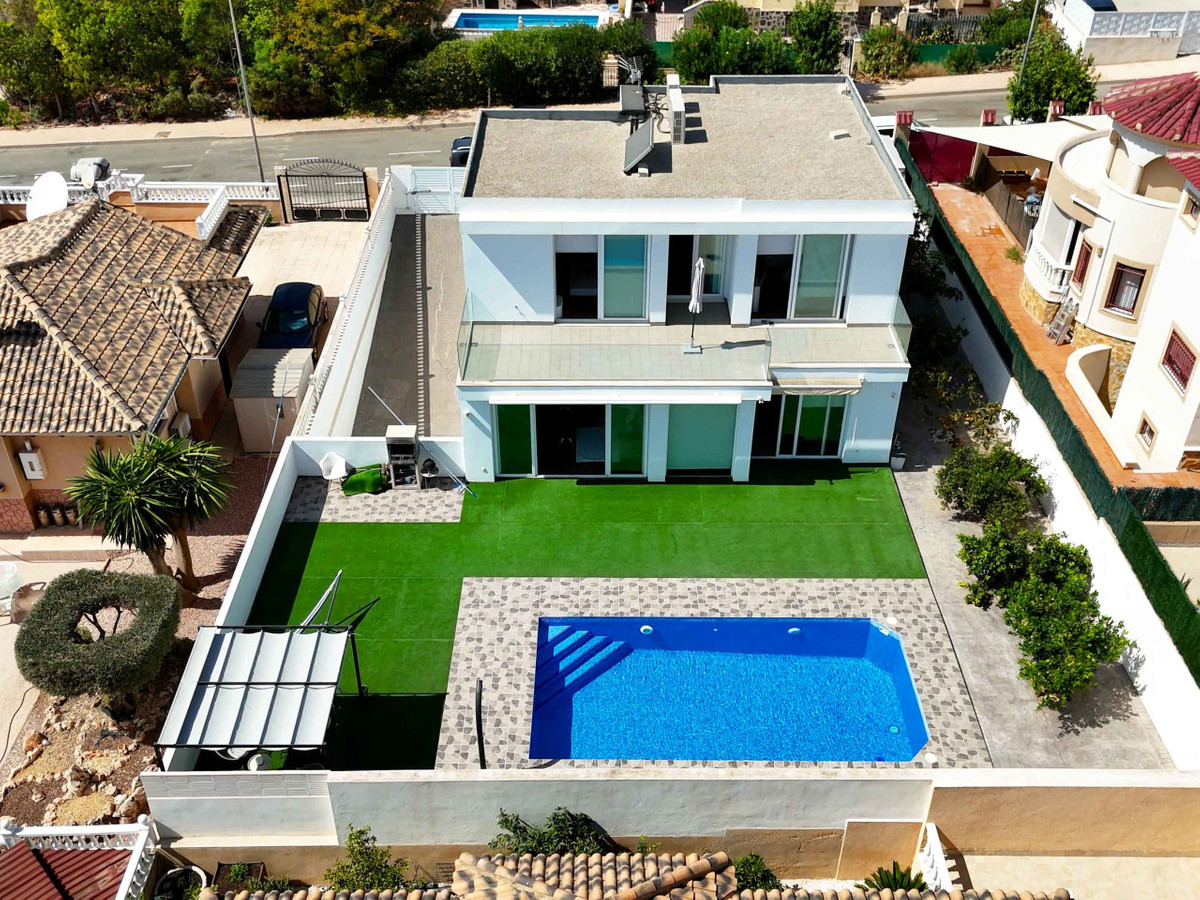 Huis te koop in San Fulgencio | 6 slaapkamers H5295607