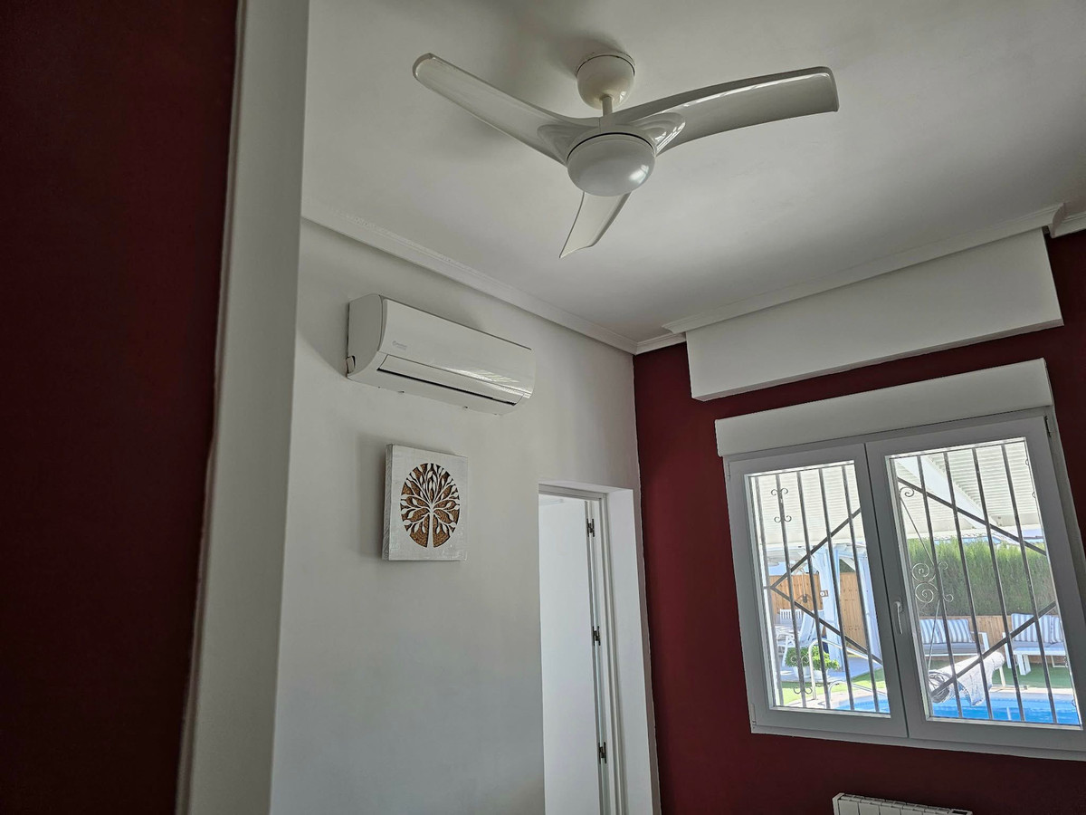 Huis te koop in San Fulgencio | 4 slaapkamers H5325523