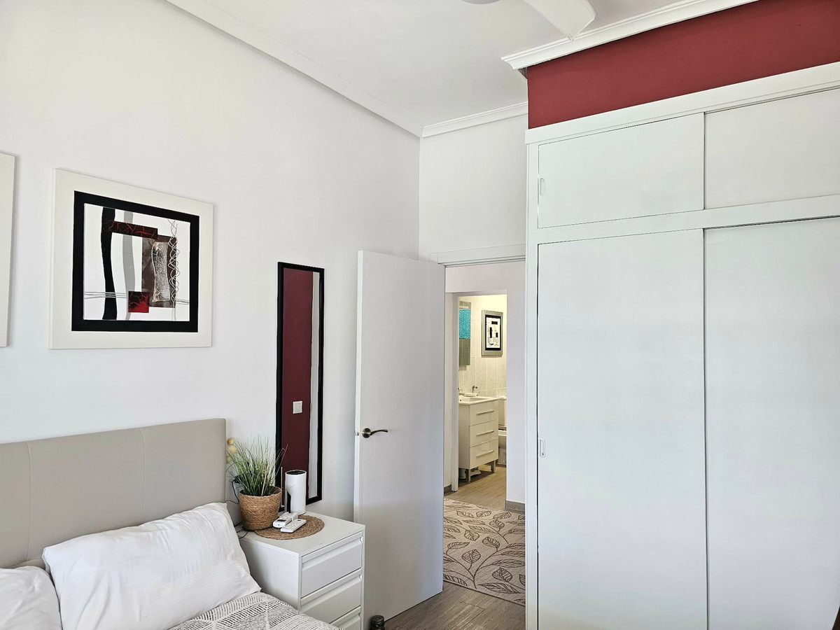 Huis te koop in San Fulgencio | 4 slaapkamers H5325523