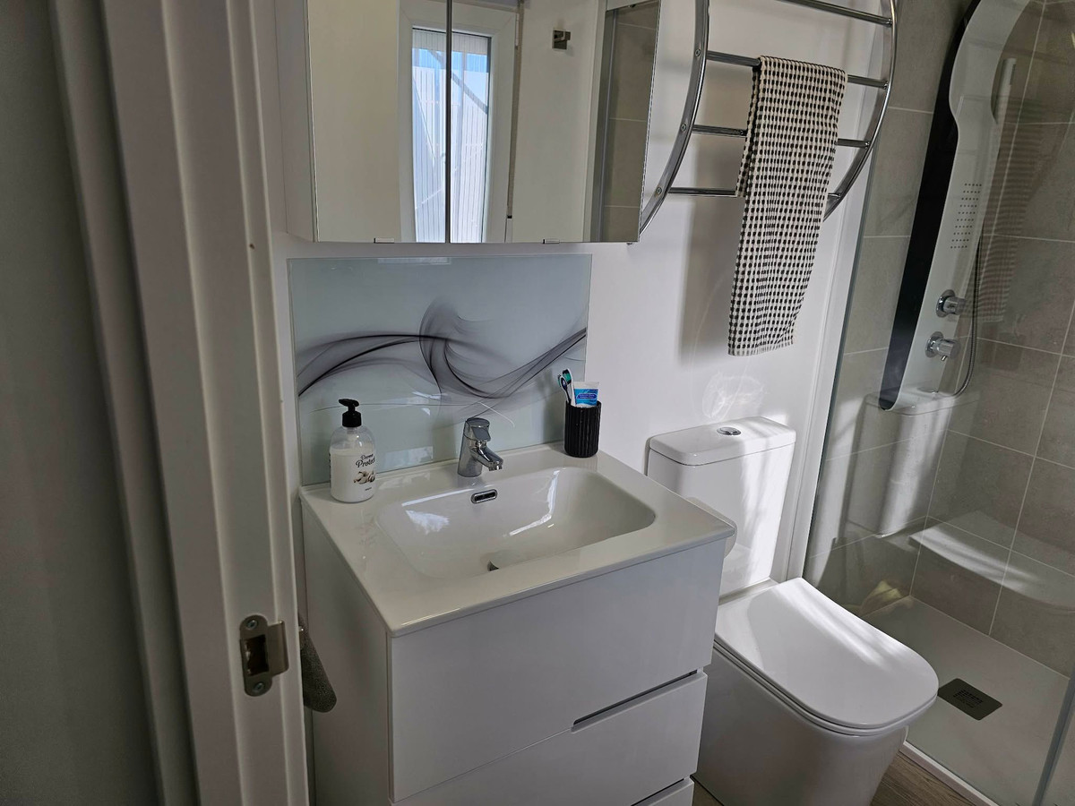 Huis te koop in San Fulgencio | 4 slaapkamers H5325523