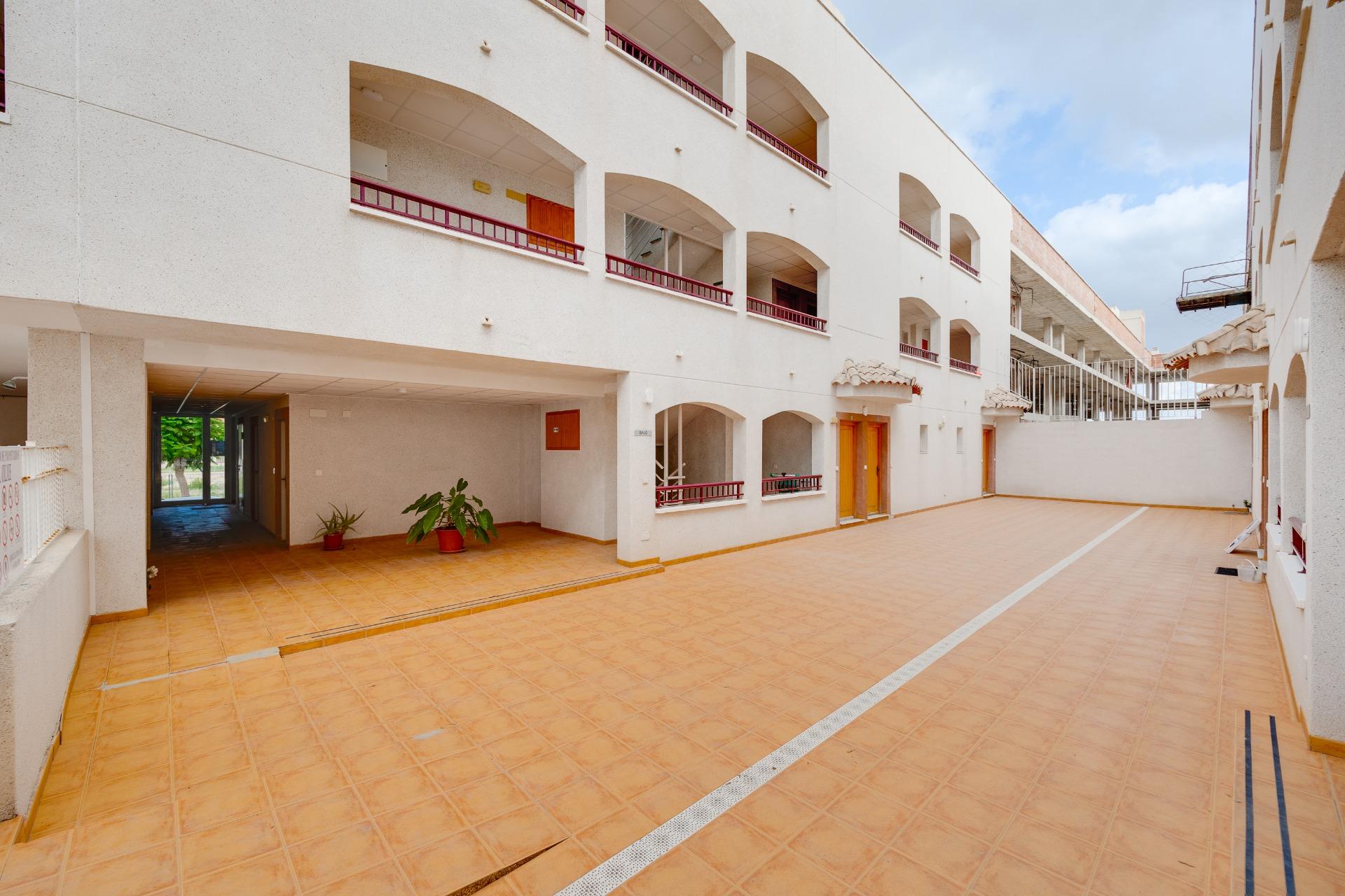 Appartement te koop in San Fulgencio | 1 slaapkamers H9574