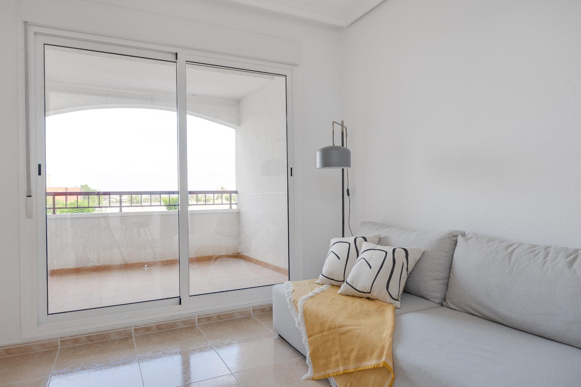 Appartement te koop in San Fulgencio | 2 slaapkamers H9576